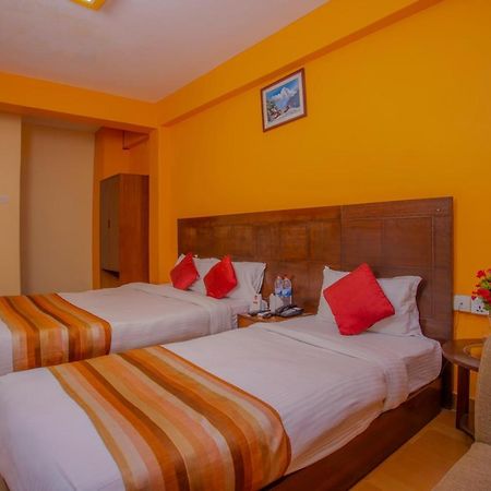 Kotee Home Hotel بوكْرا المظهر الخارجي الصورة