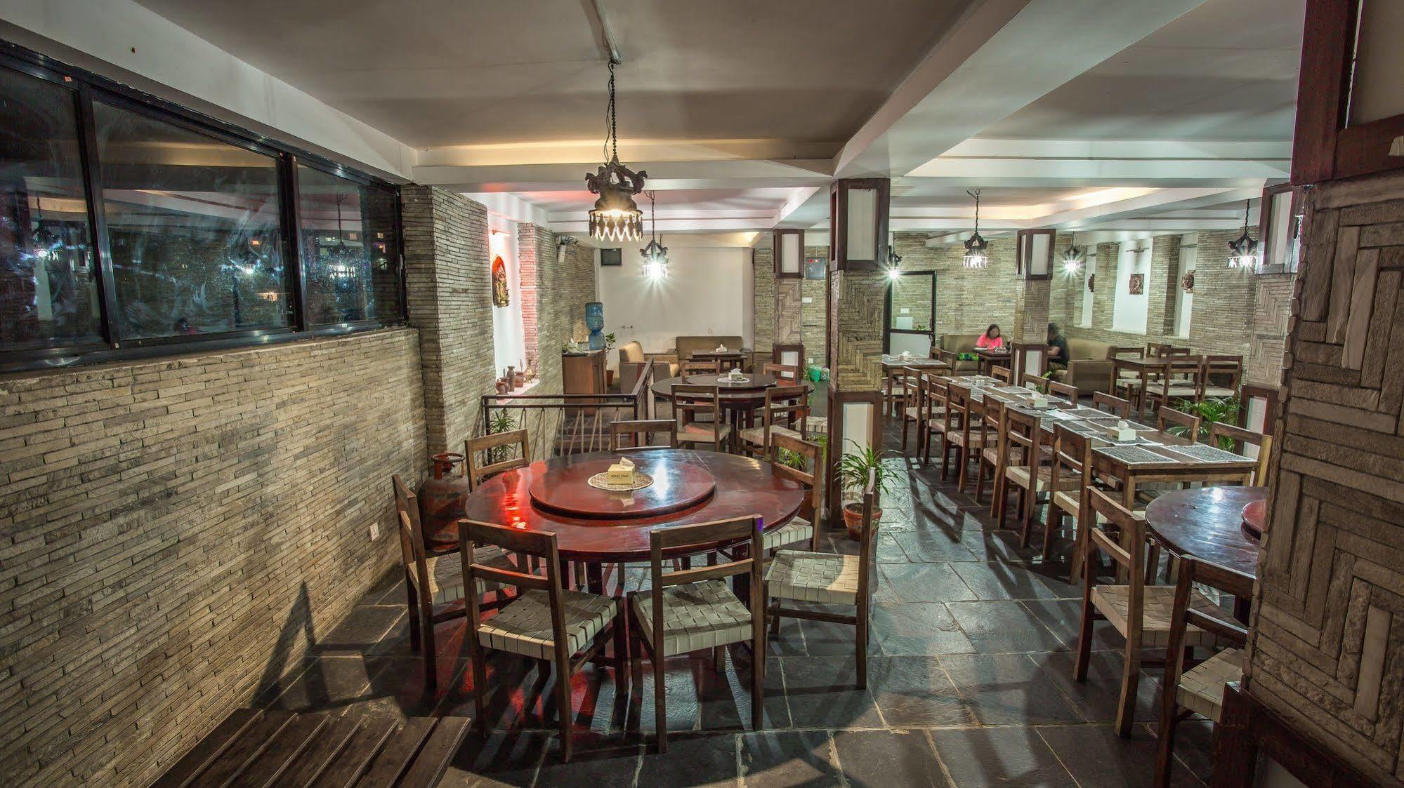 Kotee Home Hotel بوكْرا المظهر الخارجي الصورة