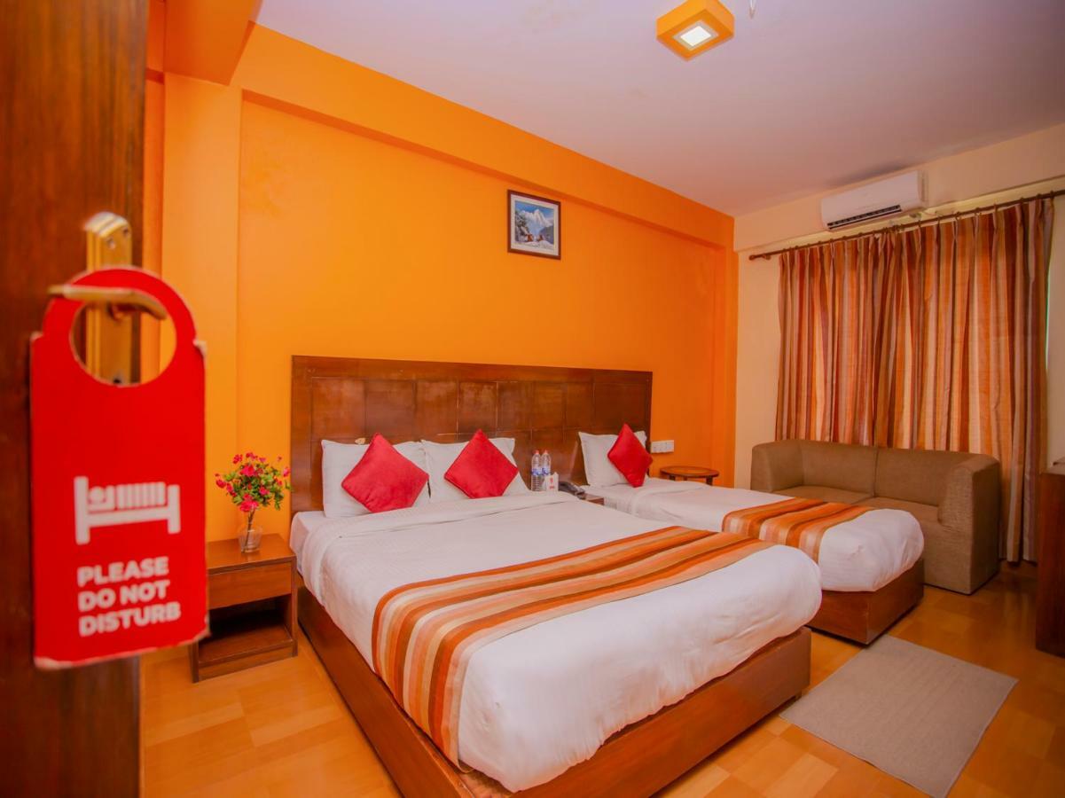 Kotee Home Hotel بوكْرا المظهر الخارجي الصورة