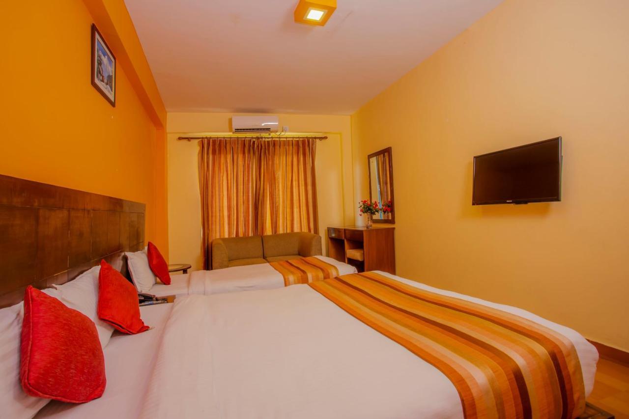 Kotee Home Hotel بوكْرا المظهر الخارجي الصورة